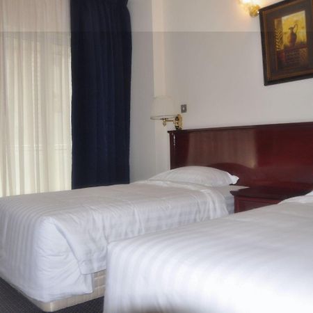 Royal Plaza Hotel Apartments Dubai Esterno foto