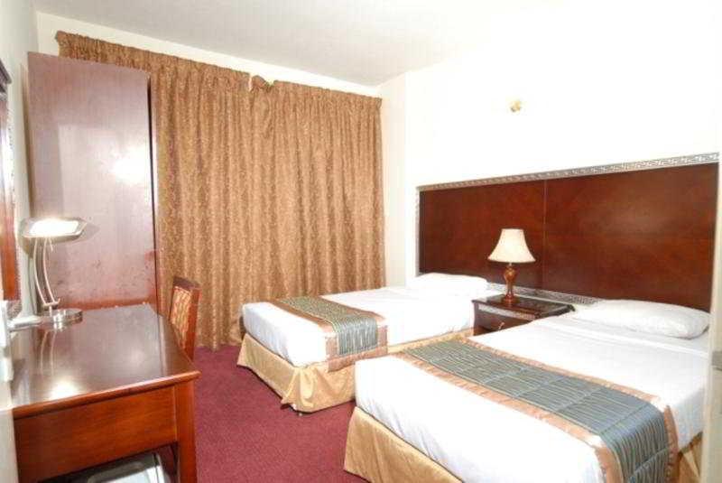 Royal Plaza Hotel Apartments Dubai Esterno foto